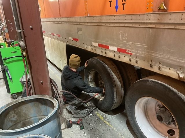 Trailer Maintenance in Cleveland, Tennessee